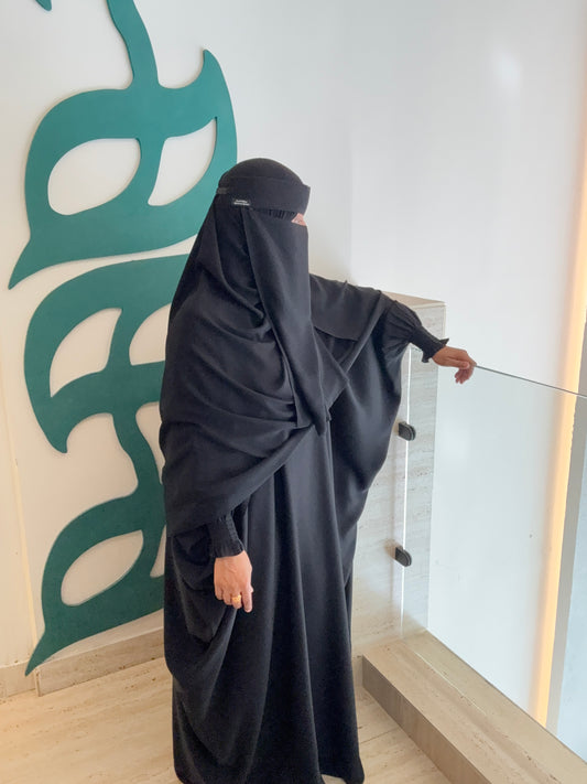 Bisht Abaya w/scrunch wrist