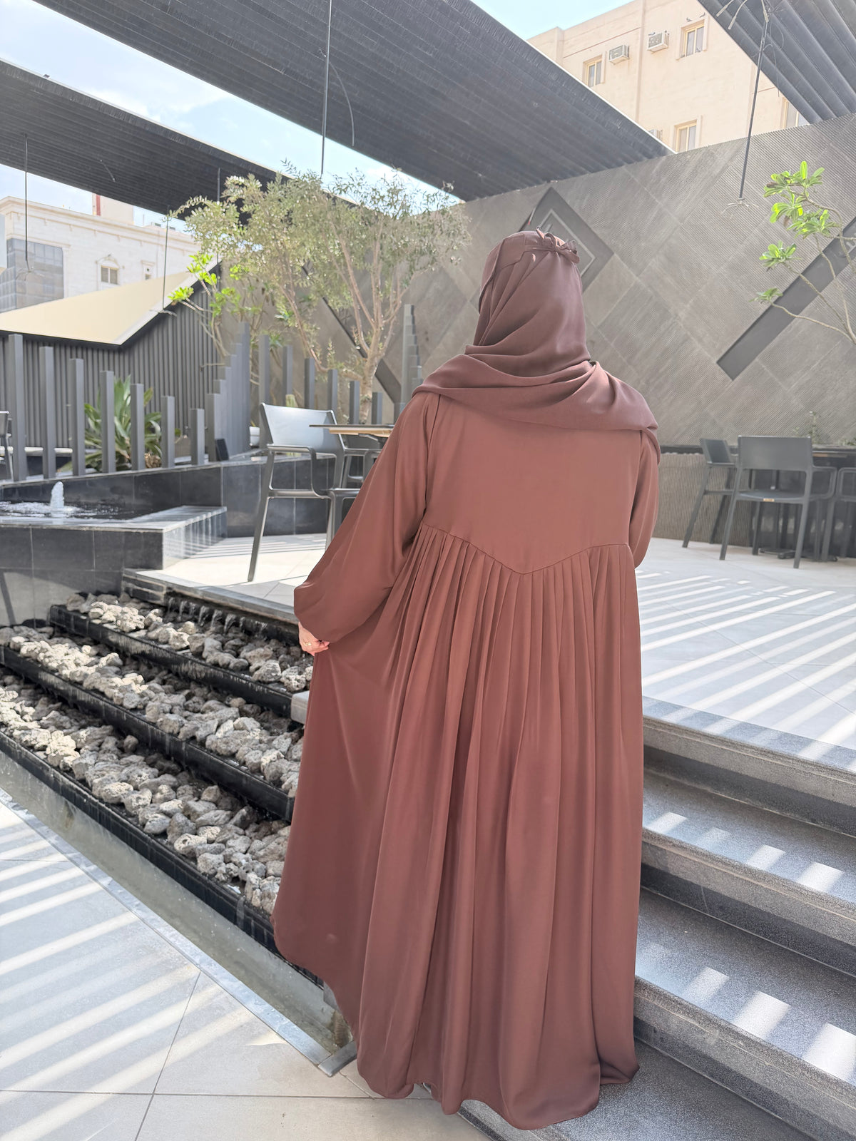 Fall In Modesty Kamilah Abaya
