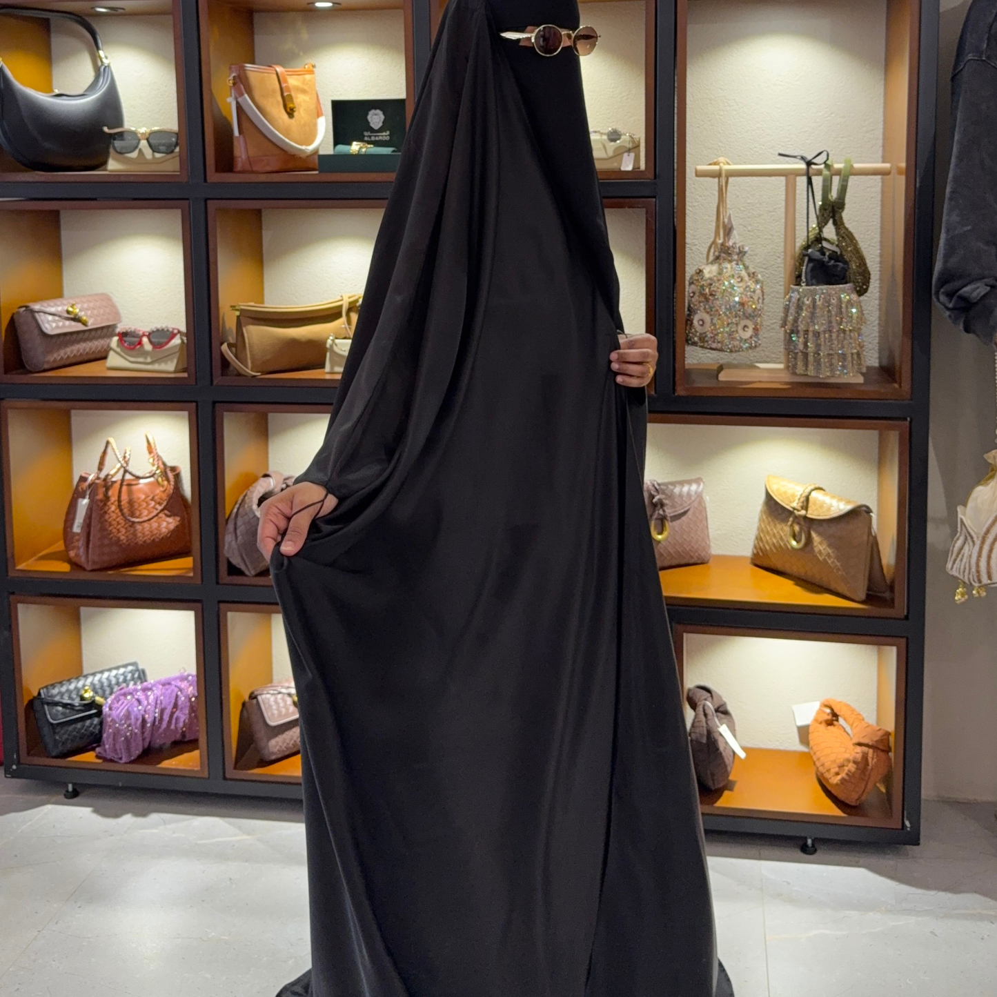 Satin Open Jilbab w/fingerloop