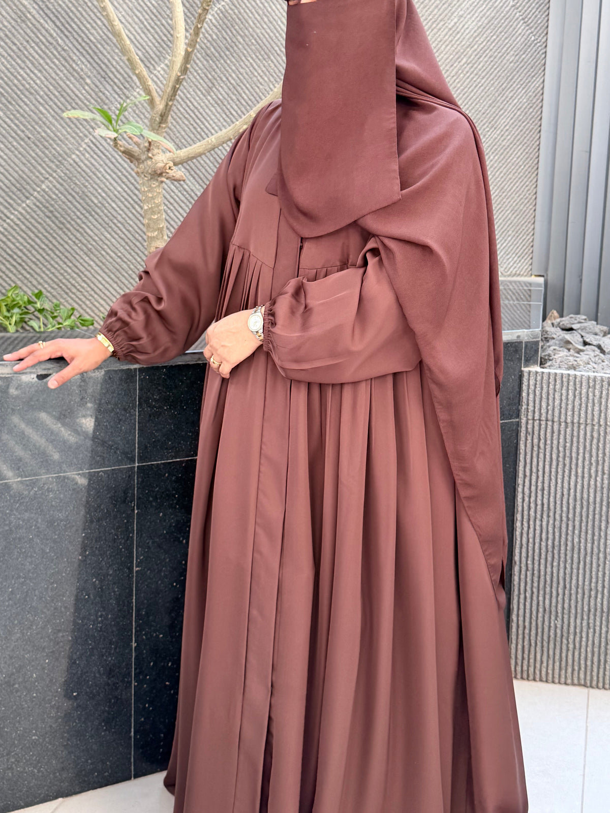 Fall In Modesty Kamilah Abaya