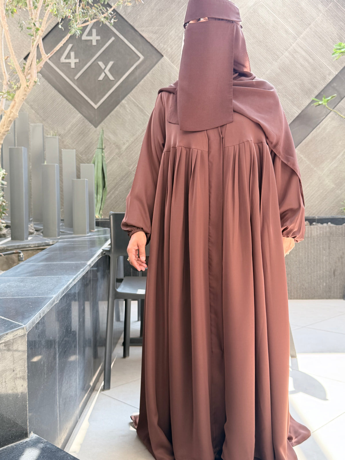 Fall In Modesty Kamilah Abaya