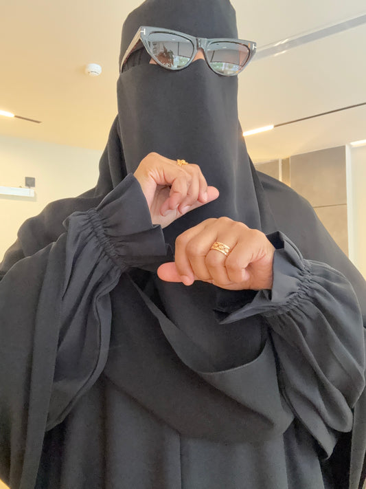 Zahra Abaya