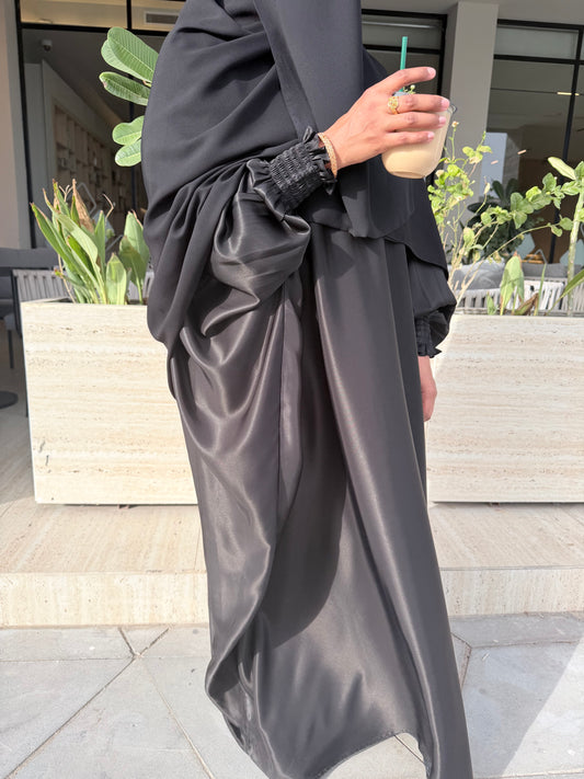 Satin Bisht Abaya w/Scrunch Wrist