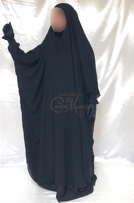 Closed Cape W/scrunch Sleeve