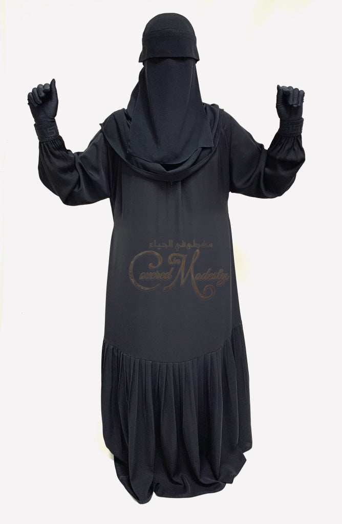 Pleated Abaya W/pockets